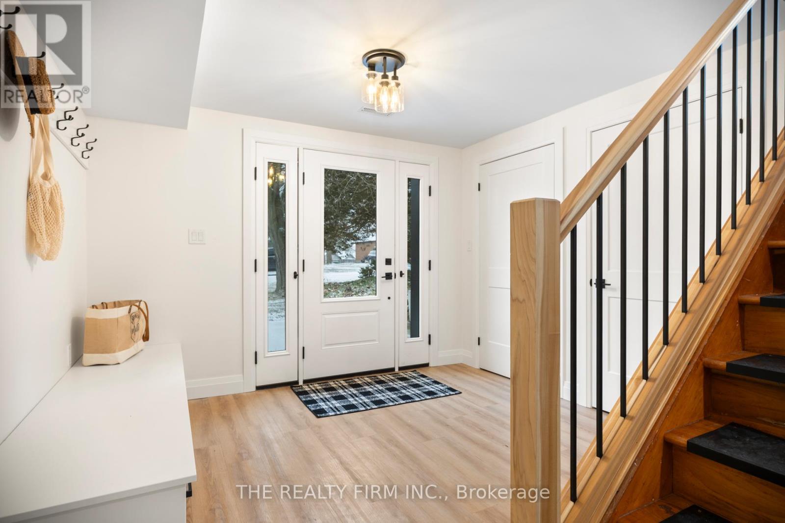 179 Valleyview Drive, Middlesex Centre, Ontario  N0L 1R0 - Photo 8 - X12700034