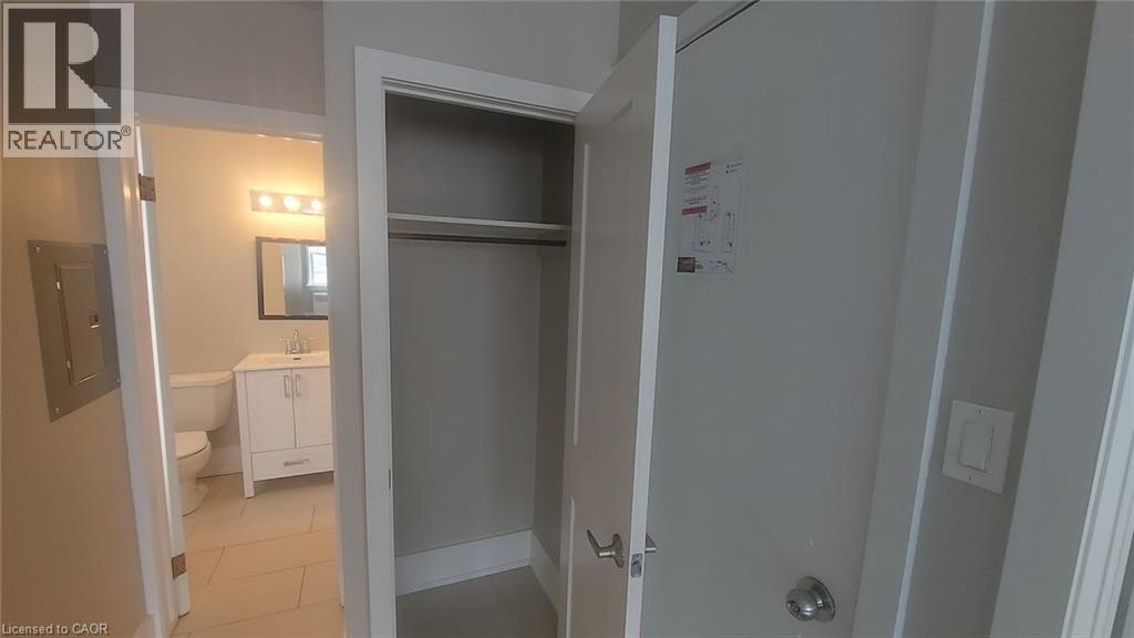 181 King Street E Unit# 9, Kitchener, Ontario  N2G 2K8 - Photo 2 - 40798815