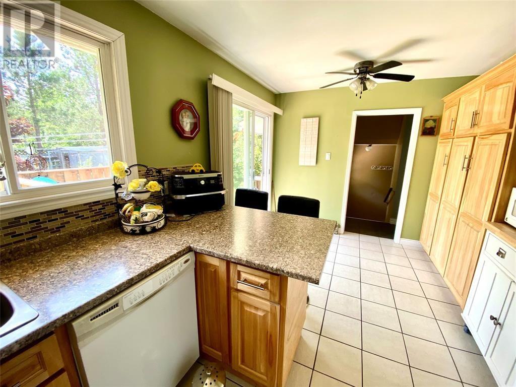 47 Main Street, Eastport, Newfoundland & Labrador  A0G 1Z0 - Photo 4 - 1293619