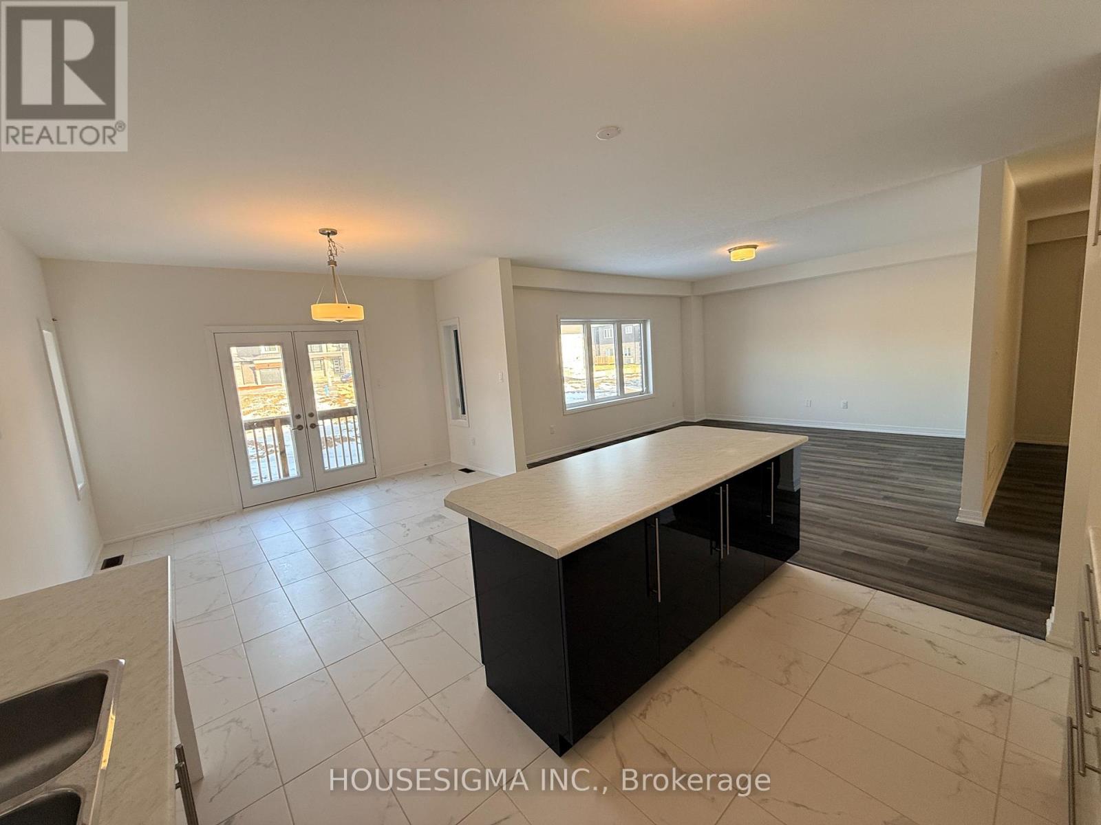 9 Sherrill Avenue, Brantford, Ontario  N3V 0C3 - Photo 12 - X12699776