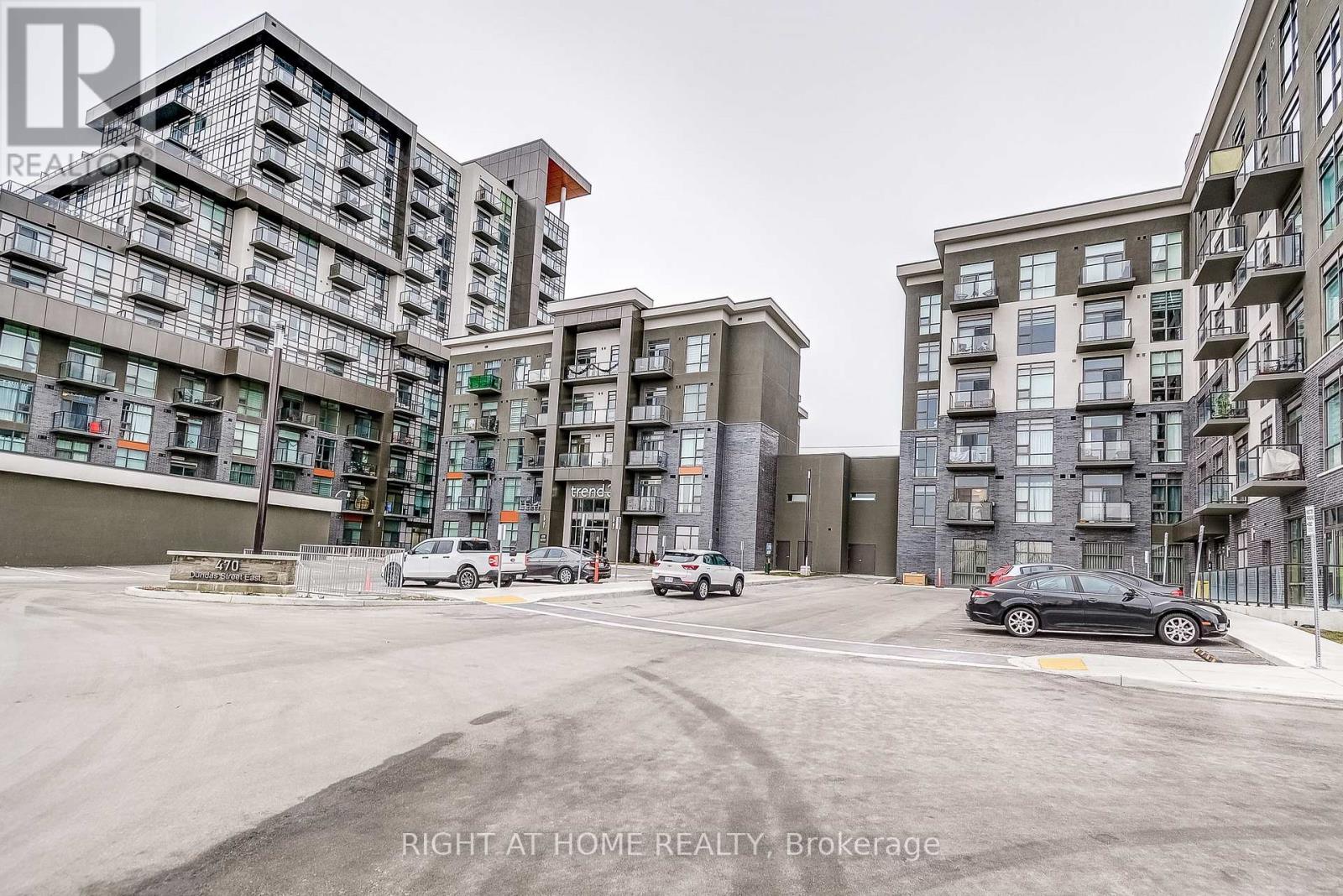 604 - 470 Dundas Street E, Hamilton, Ontario  L8B 2A6 - Photo 2 - X12699852