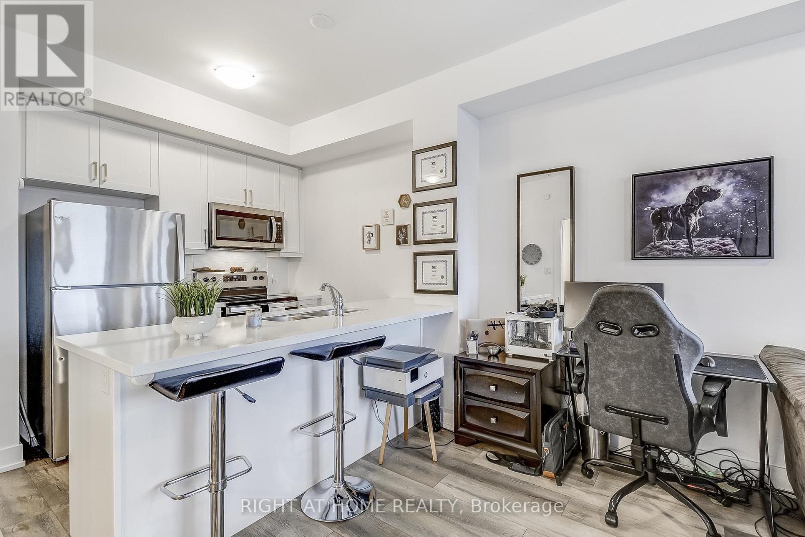 604 - 470 Dundas Street E, Hamilton, Ontario  L8B 2A6 - Photo 30 - X12699852