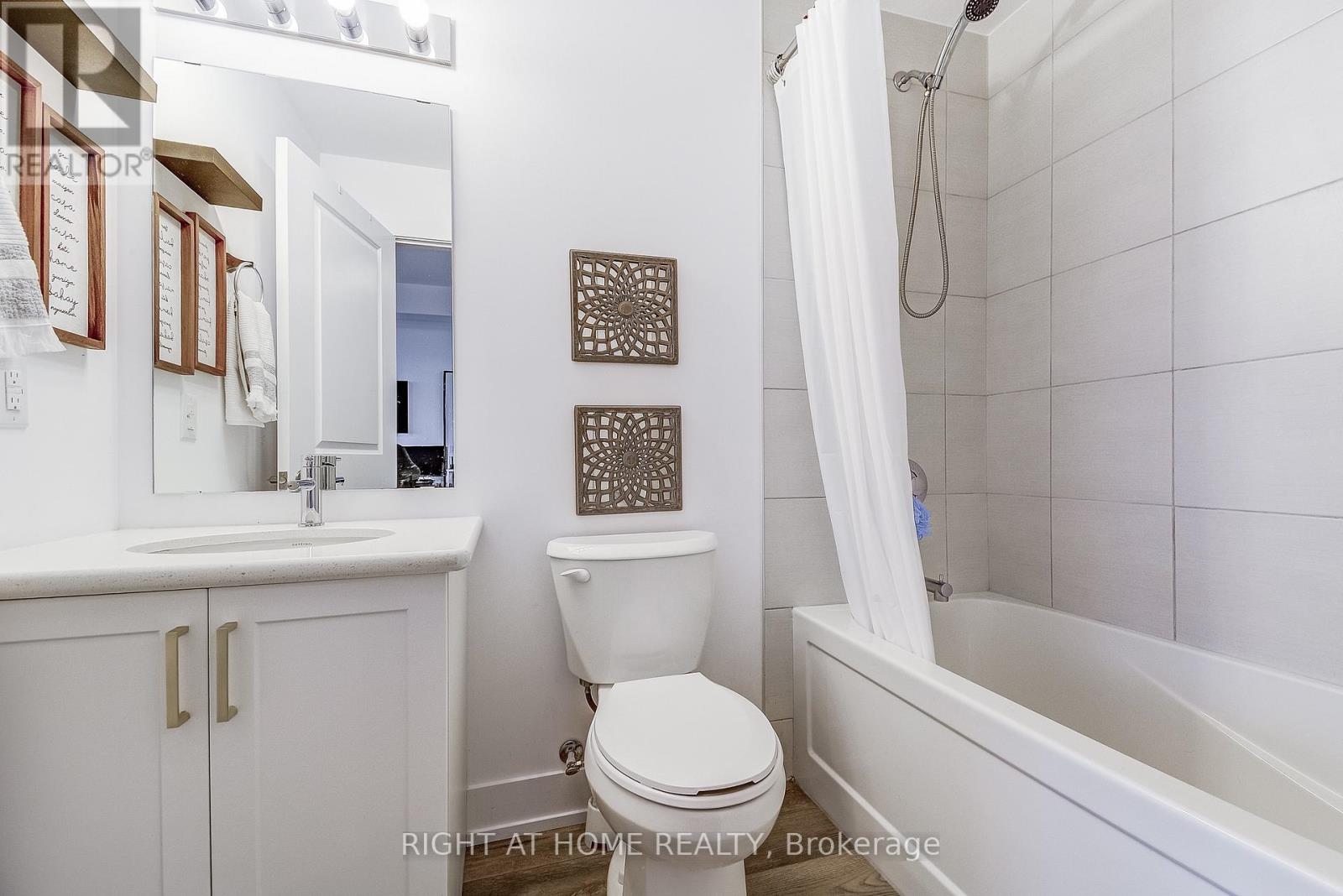 604 - 470 Dundas Street E, Hamilton, Ontario  L8B 2A6 - Photo 36 - X12699852