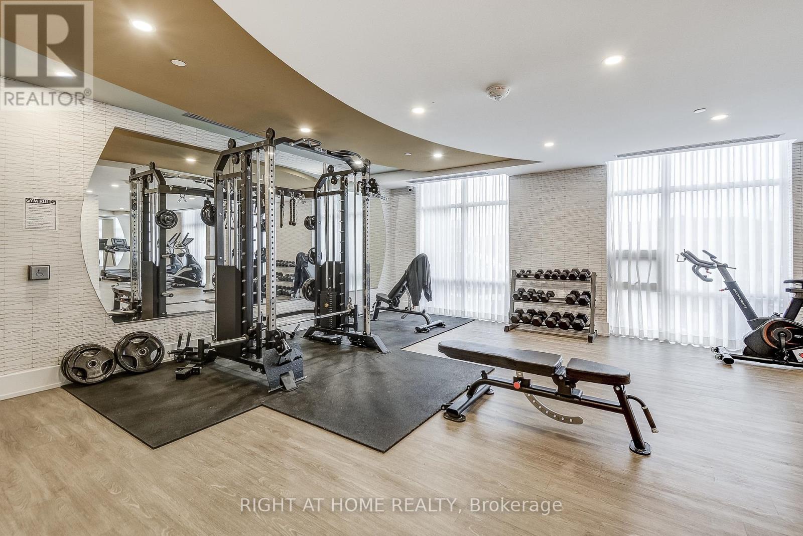 604 - 470 Dundas Street E, Hamilton, Ontario  L8B 2A6 - Photo 39 - X12699852