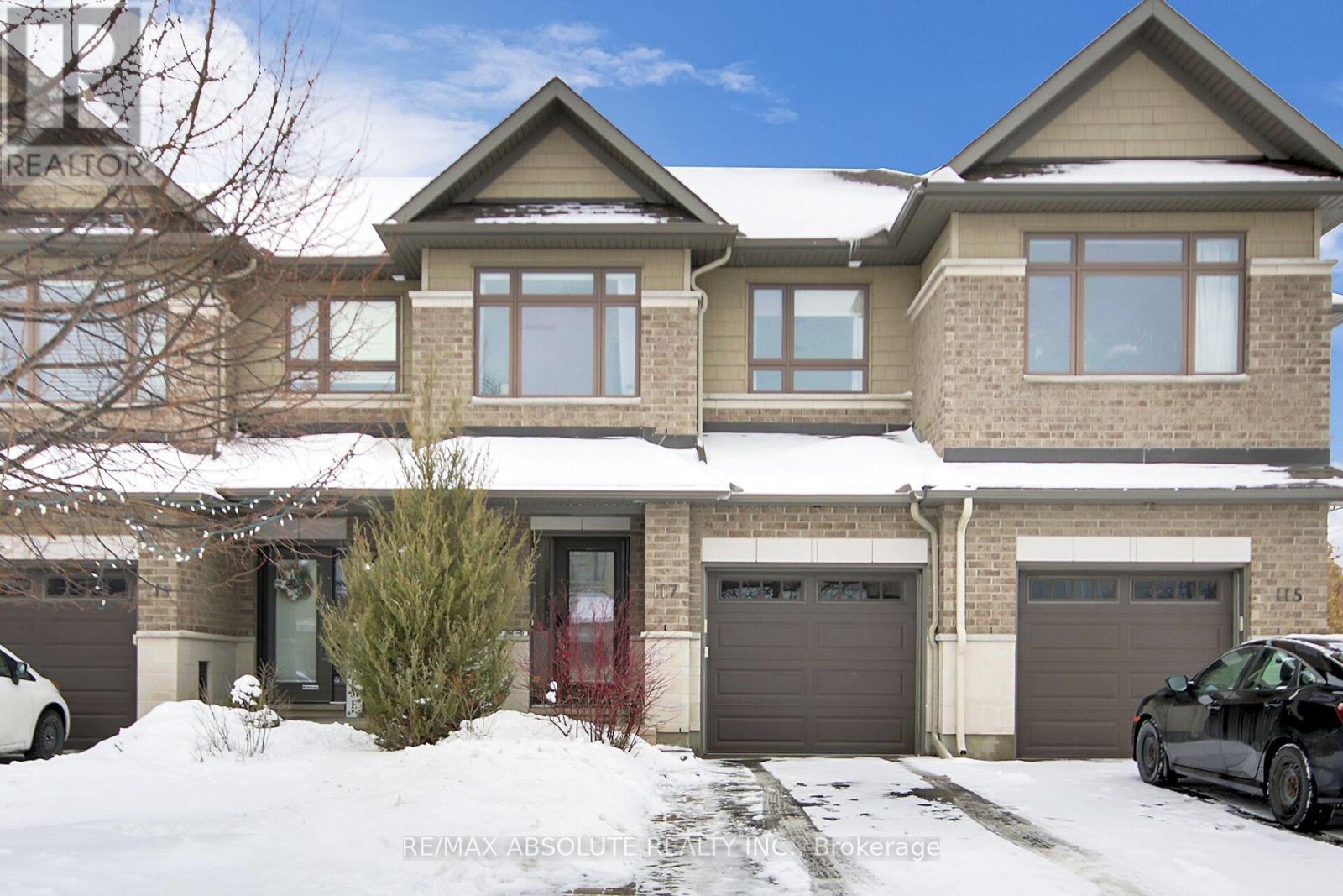 117 WOODHURST CRESCENT, Ottawa, Ontario