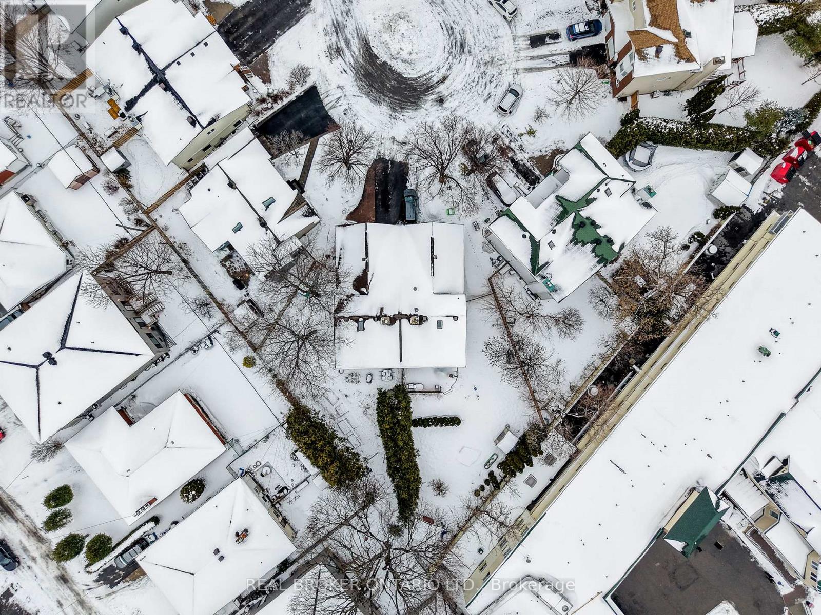 851 Rob Roy Avenue, Ottawa, Ontario  K2B 8S6 - Photo 25 - X12700050