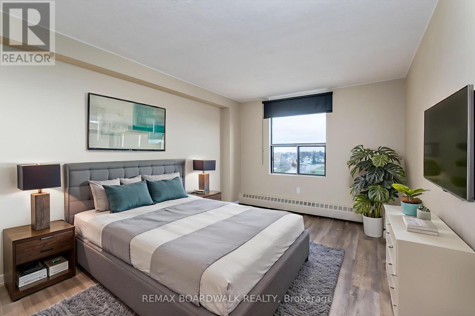 709 - 2400 Virginia Drive, Ottawa, Ontario  K1H 8L3 - Photo 12 - X12700064