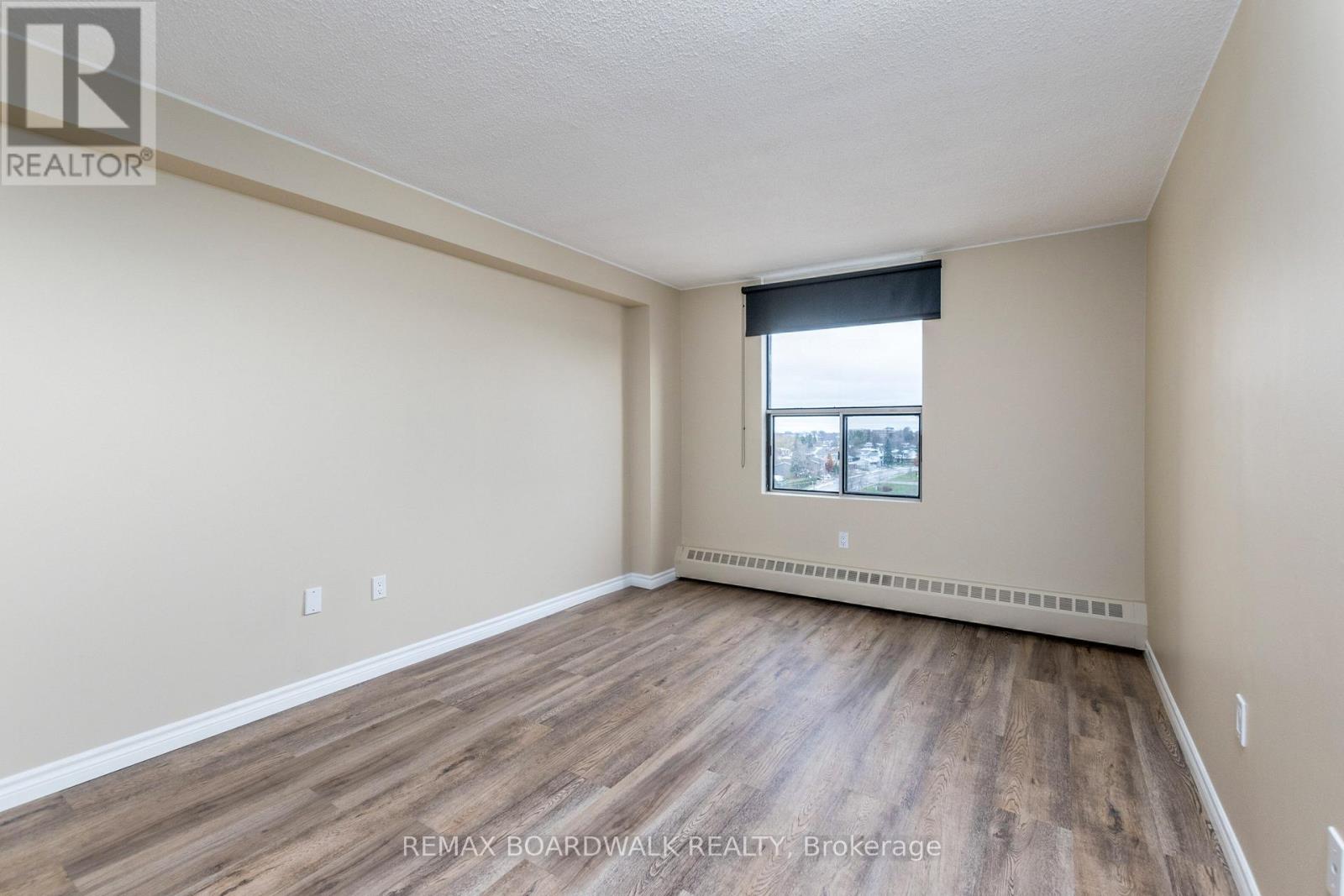 709 - 2400 Virginia Drive, Ottawa, Ontario  K1H 8L3 - Photo 13 - X12700064