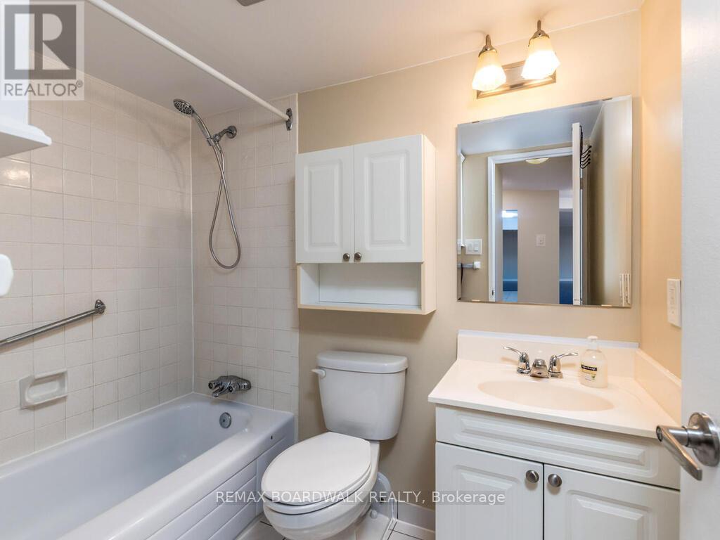 709 - 2400 Virginia Drive, Ottawa, Ontario  K1H 8L3 - Photo 15 - X12700064