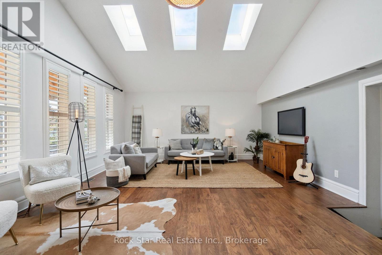 211 Rosedale Avenue, Hamilton, Ontario  L8K 4N6 - Photo 10 - X12699902