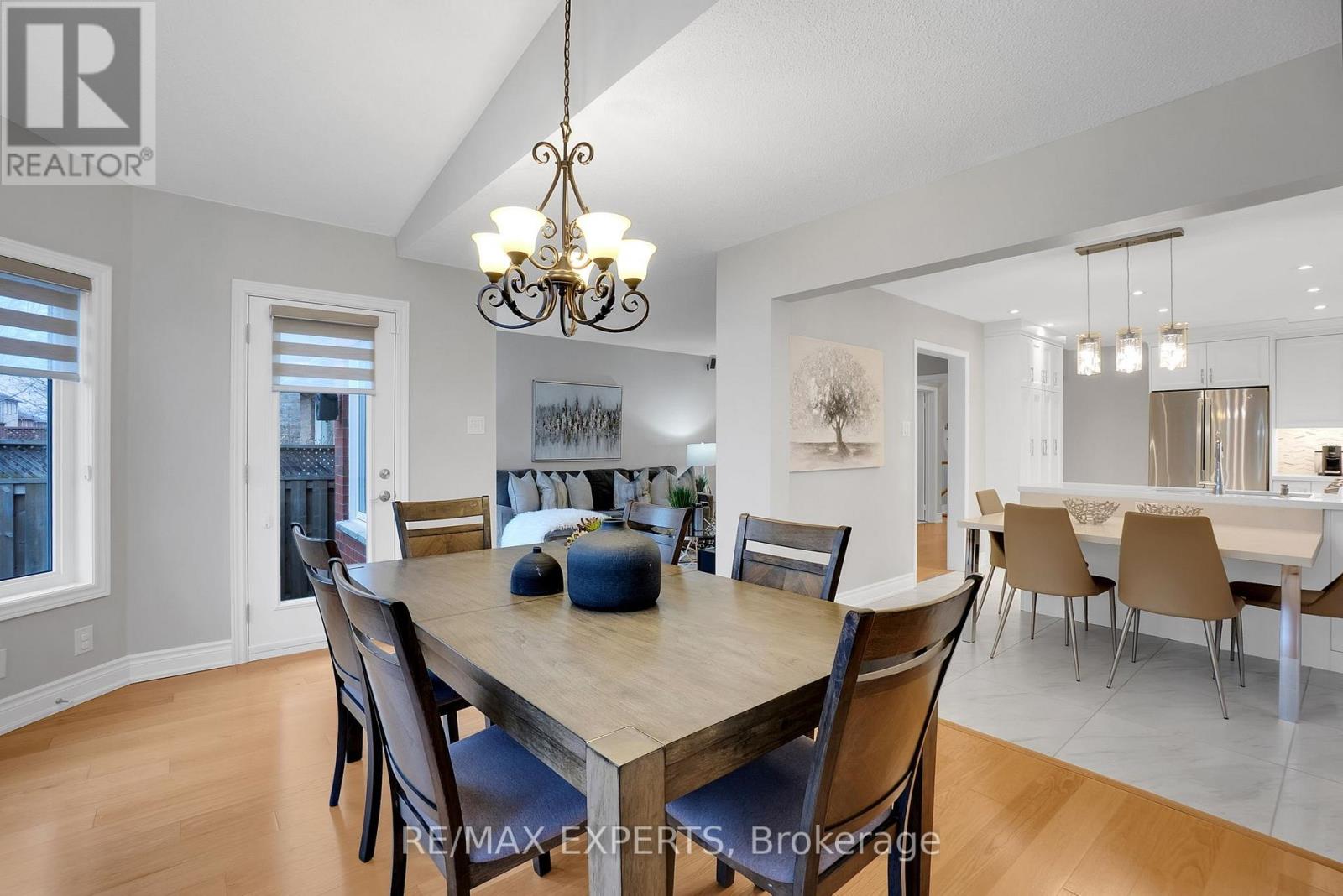 118 Kayla Crescent, Vaughan, Ontario  L6A 3P4 - Photo 11 - N12699528