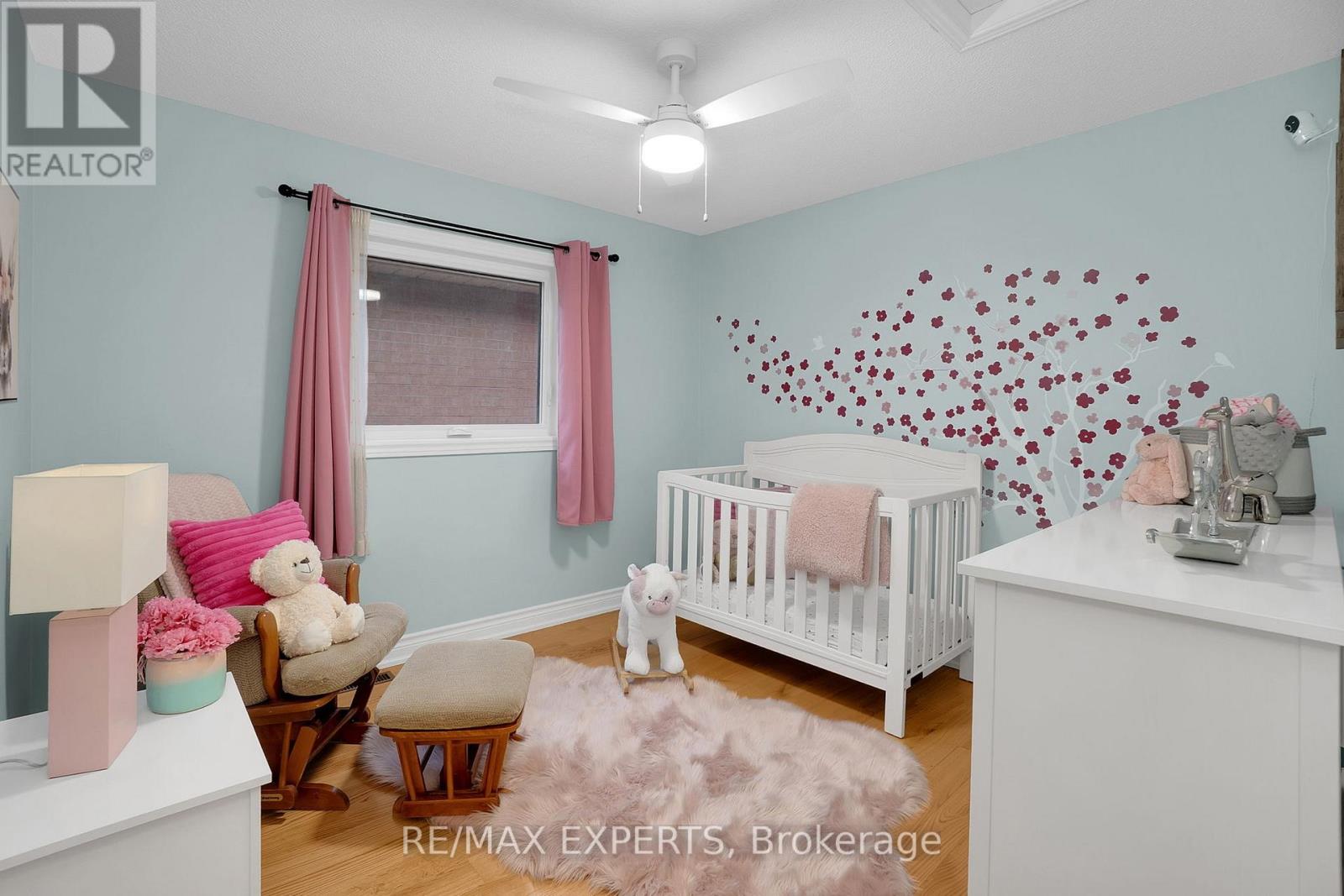 118 Kayla Crescent, Vaughan, Ontario  L6A 3P4 - Photo 19 - N12699528