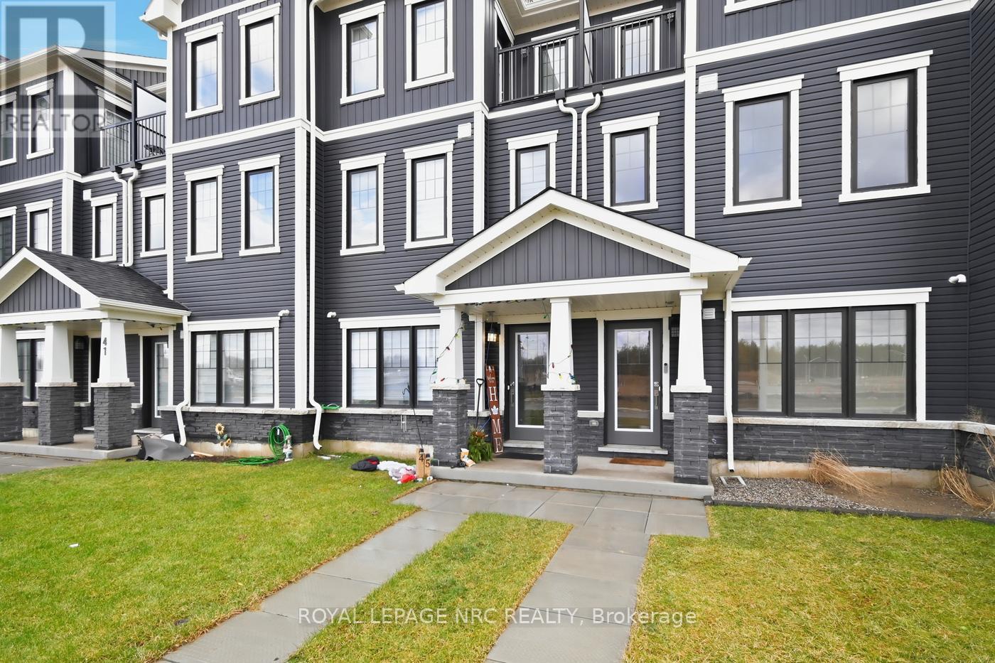 49 MELODY LANE, Thorold, Ontario