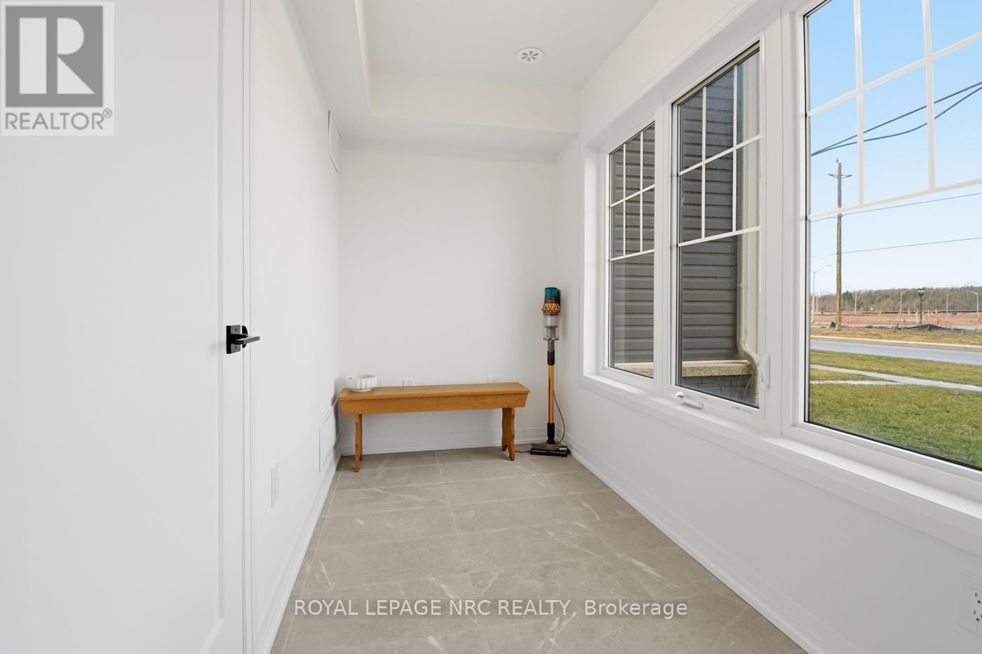 49 Melody Lane, Thorold, Ontario  L0S 1K0 - Photo 10 - X12700106