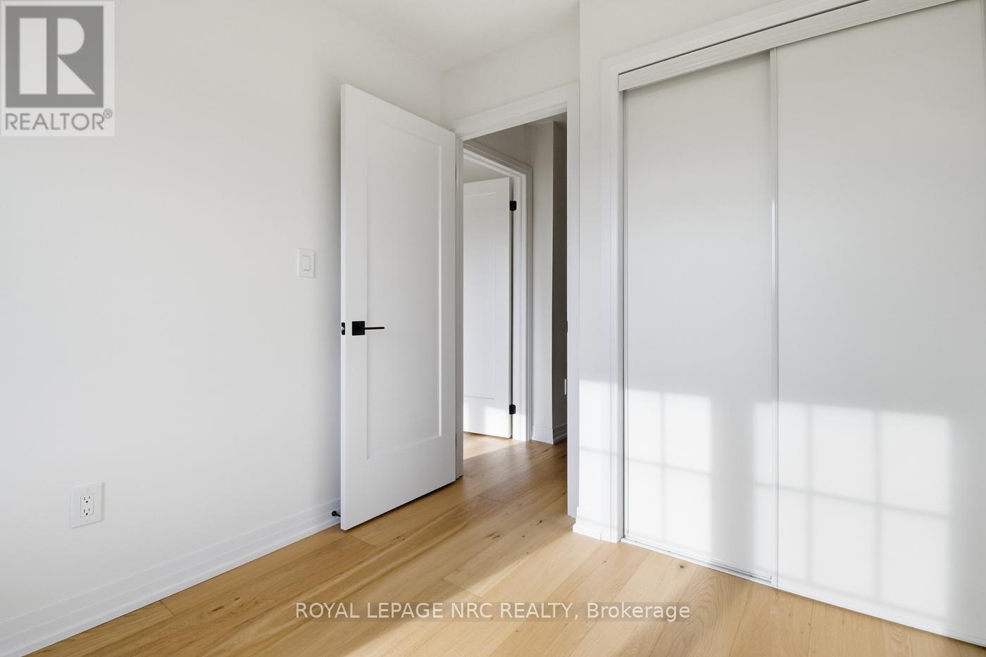 49 Melody Lane, Thorold, Ontario  L0S 1K0 - Photo 24 - X12700106