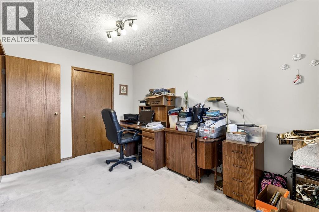 311 Douglasbank Drive Se, Calgary, Alberta  T2Z 2C7 - Photo 37 - A2277070