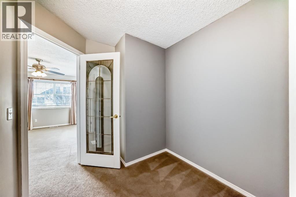 213 Prestwick Circle Se, Calgary, Alberta  T2X 3X9 - Photo 18 - A2278896