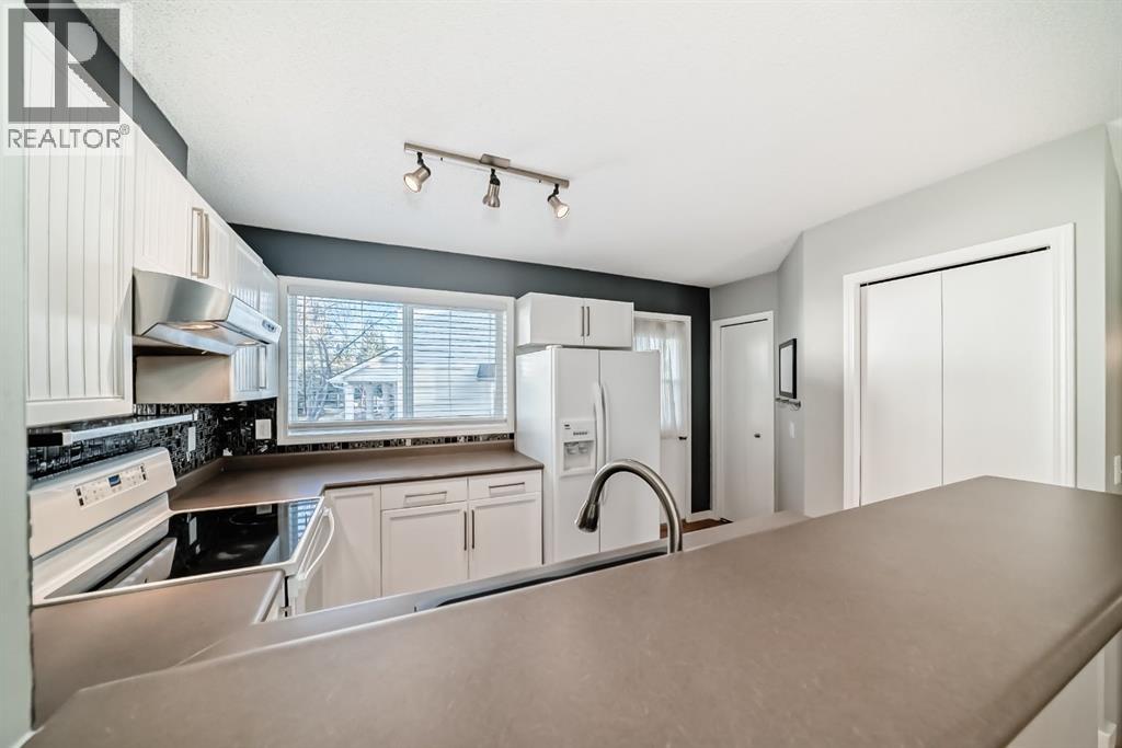213 Prestwick Circle Se, Calgary, Alberta  T2X 3X9 - Photo 6 - A2278896