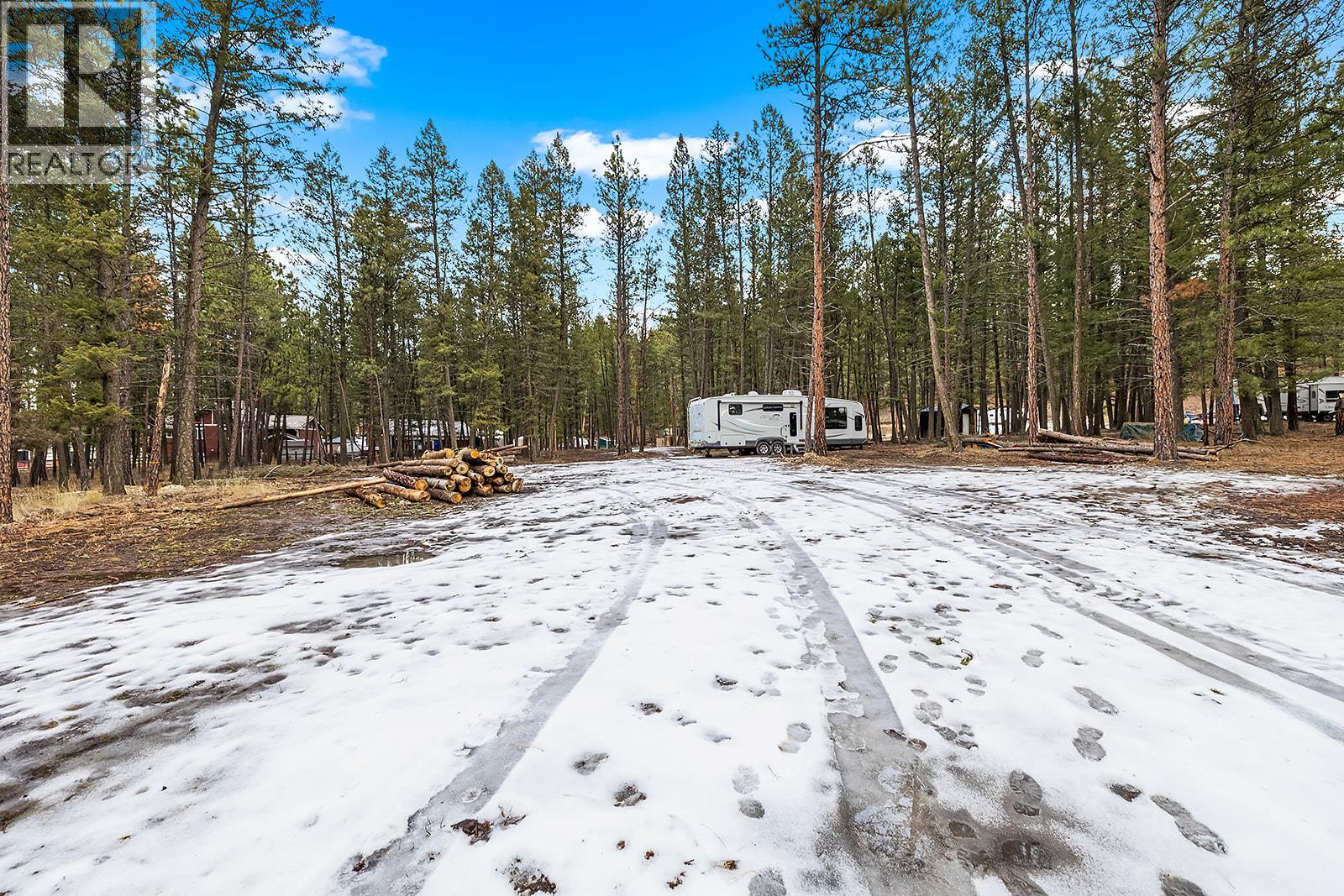 4918 Buck Crescent, Wasa, British Columbia  V0B 2K0 - Photo 4 - 10372727