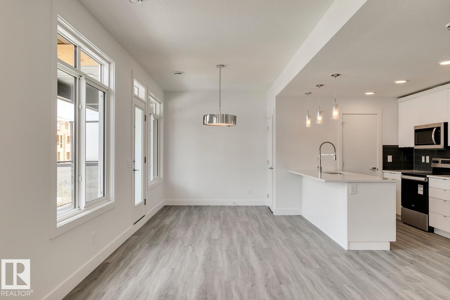 #40 16231 19 Av Sw, Edmonton, Alberta  T6W 5C6 - Photo 4 - E4470150