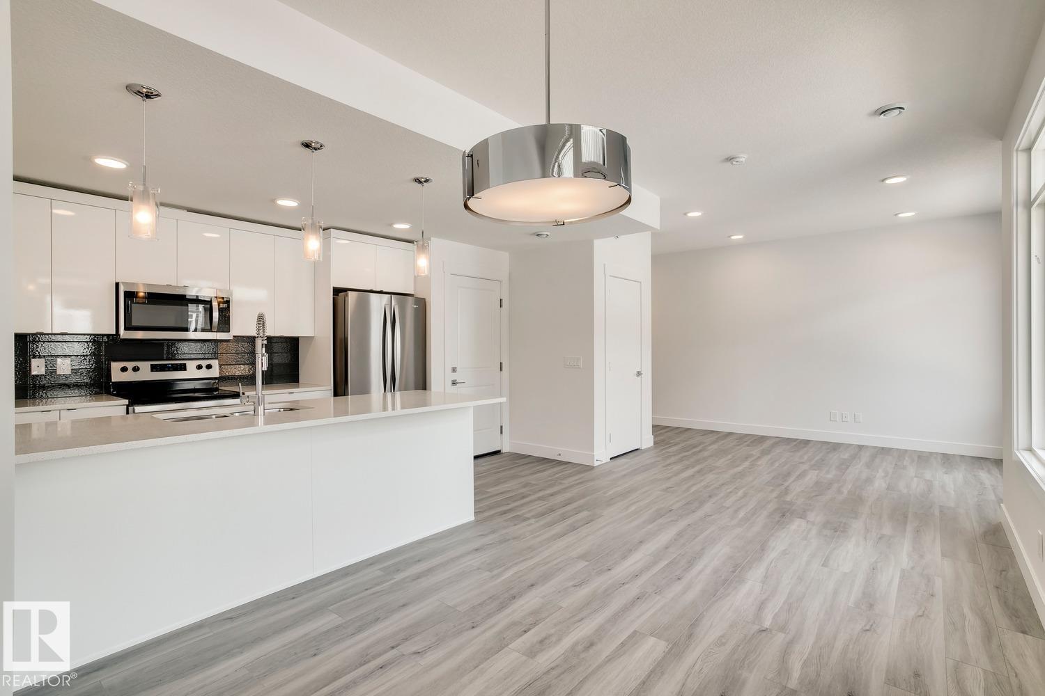 #40 16231 19 Av Sw, Edmonton, Alberta  T6W 5C6 - Photo 8 - E4470150