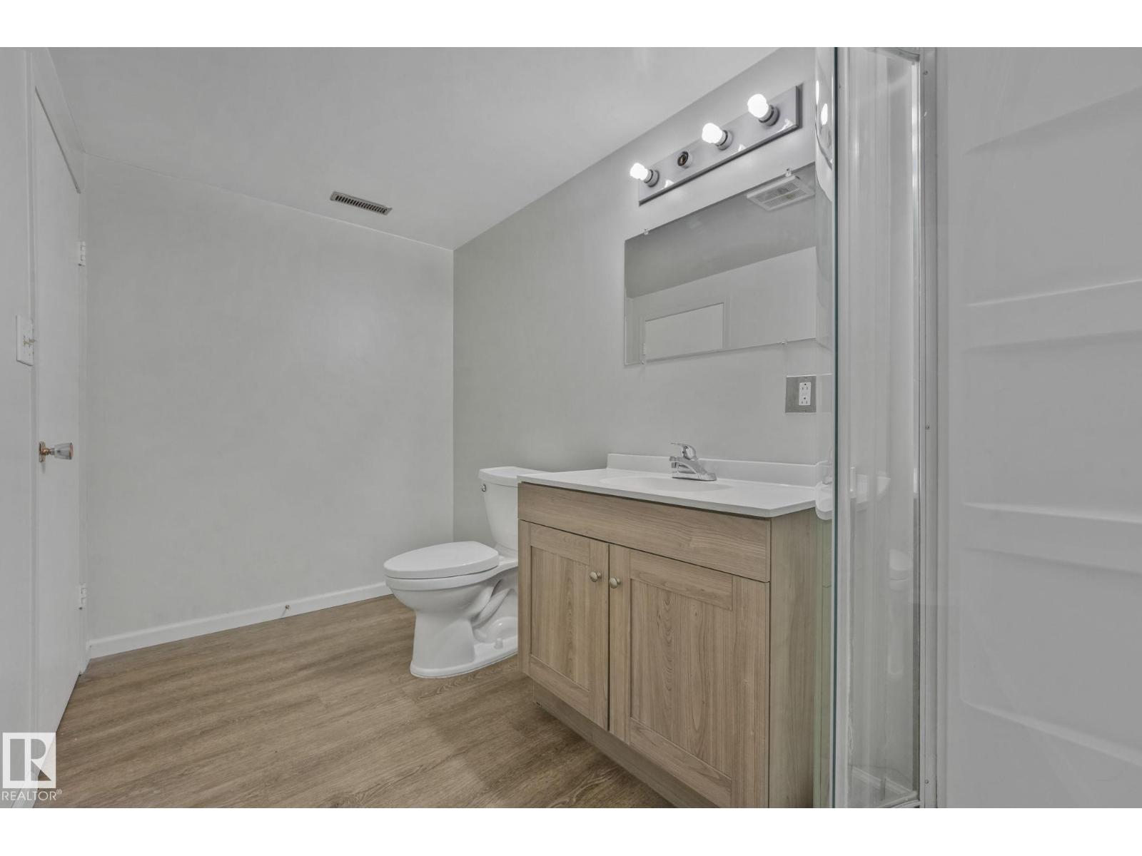 6411 12 Av Nw, Edmonton, Alberta  T6L 2G3 - Photo 37 - E4470152