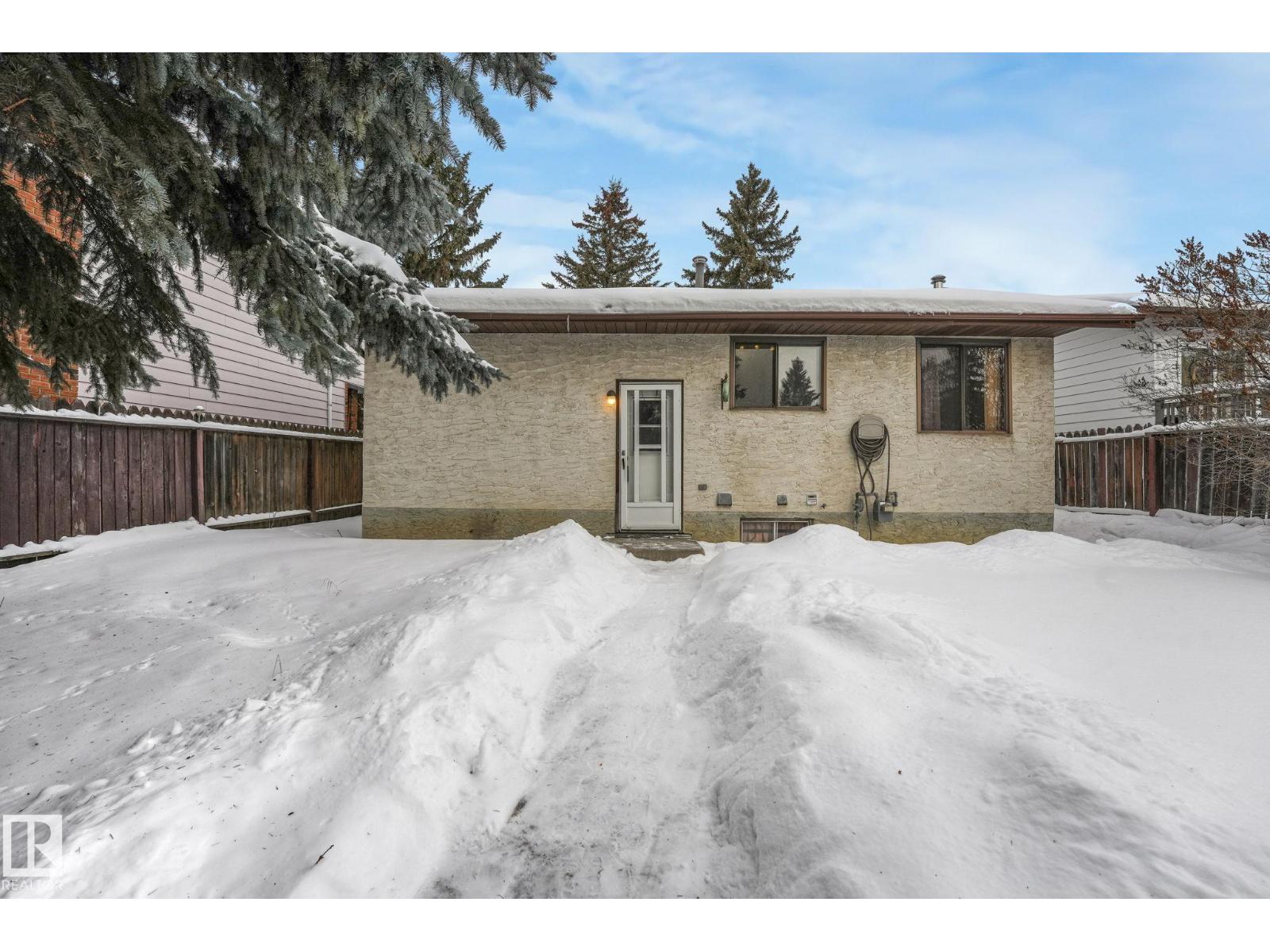 6411 12 Av Nw, Edmonton, Alberta  T6L 2G3 - Photo 46 - E4470152