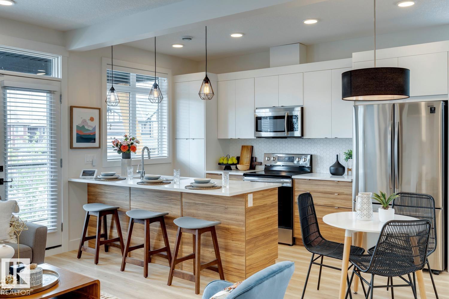 #41 16231 19 Av Sw, Edmonton, Alberta  T6W 5C6 - Photo 4 - E4470153