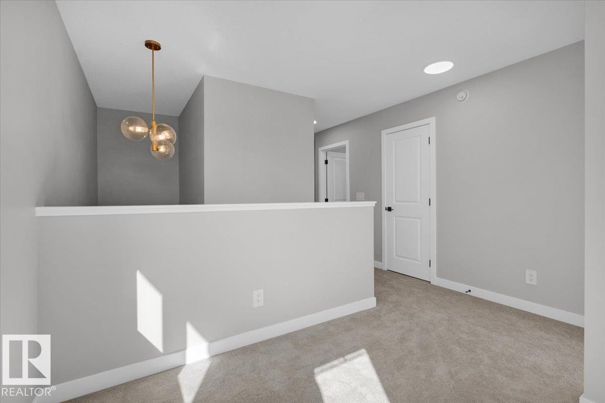 8252 Kiriak Lo Sw, Edmonton, Alberta  T6W 5S2 - Photo 16 - E4470154