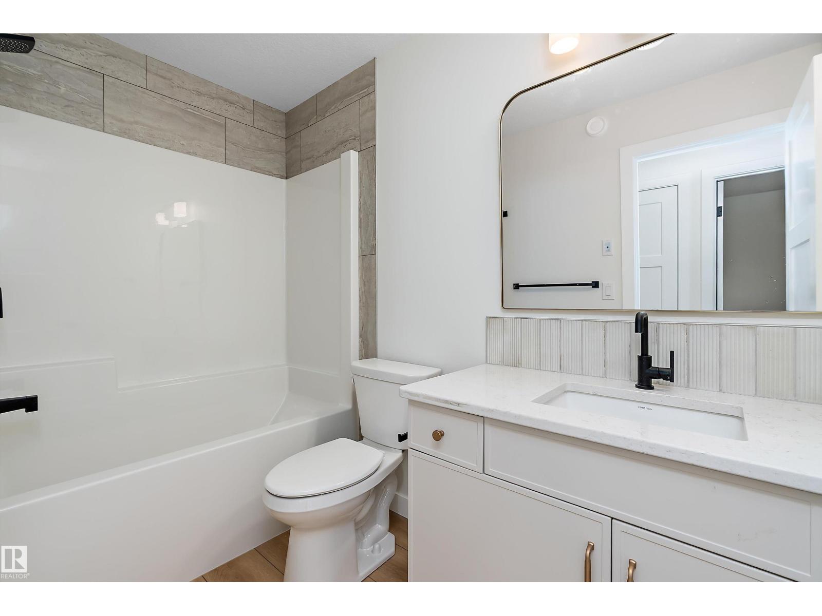 7509 Rowland Rd Nw, Edmonton, Alberta  T6A 3W4 - Photo 37 - E4470159