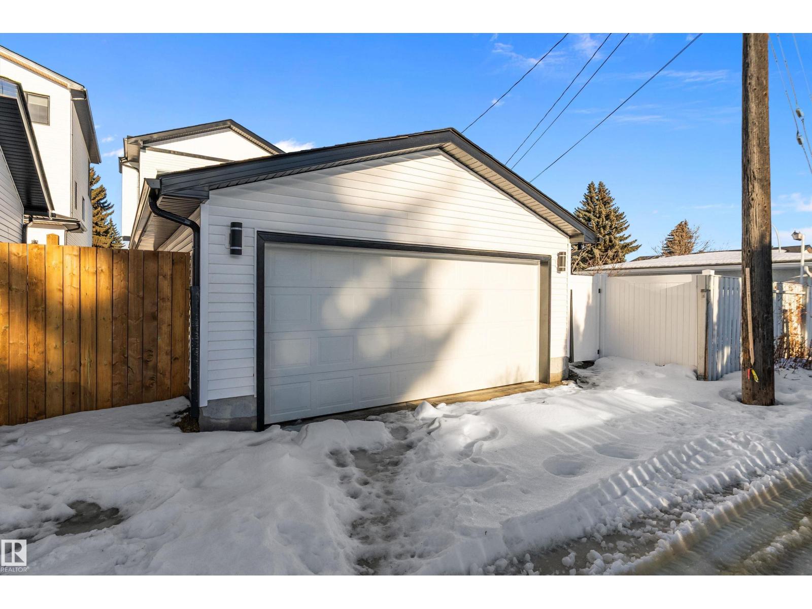 7509 Rowland Rd Nw, Edmonton, Alberta  T6A 3W4 - Photo 45 - E4470159