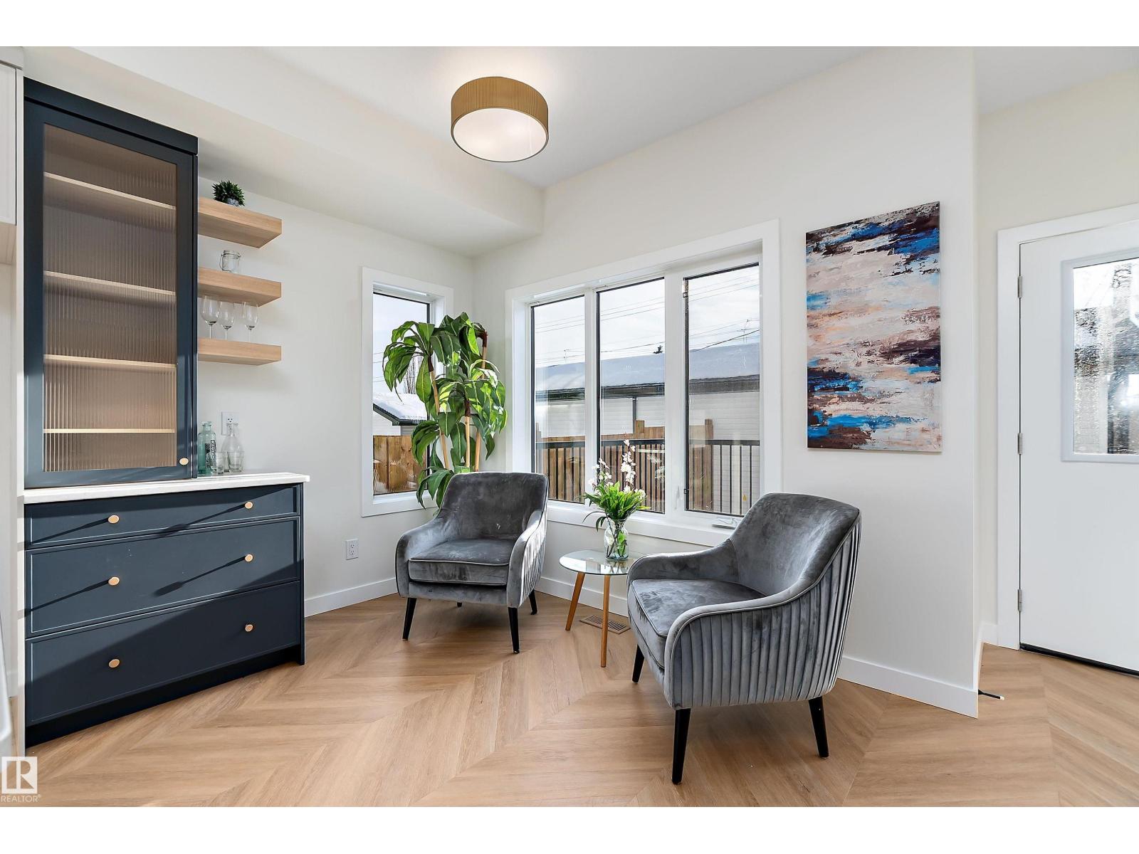 7509 Rowland Rd Nw, Edmonton, Alberta  T6A 3W4 - Photo 7 - E4470159