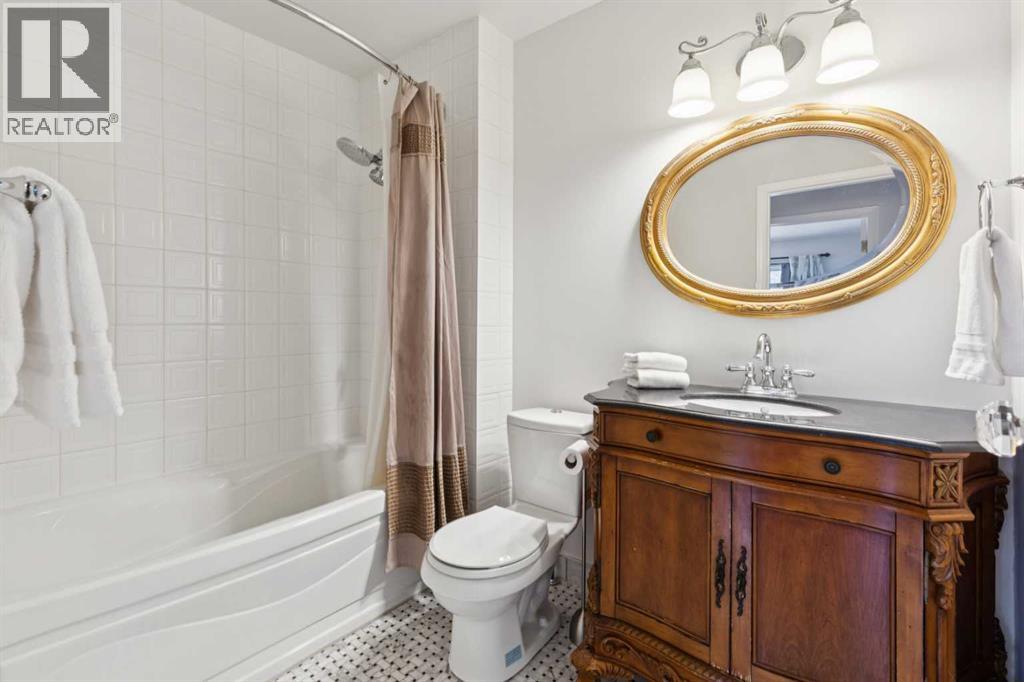 2208 Sirocco Drive Sw, Calgary, Alberta  T3H 2T9 - Photo 34 - A2275448