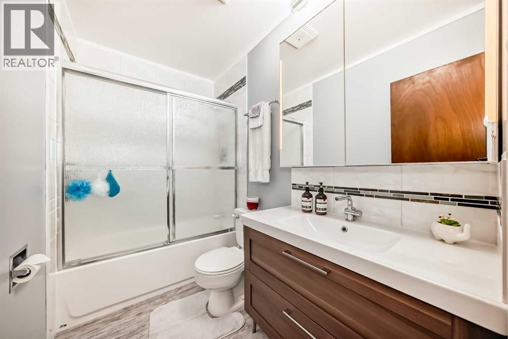 9936 Warren Road Se, Calgary, Alberta  T2J 1G7 - Photo 21 - A2279125