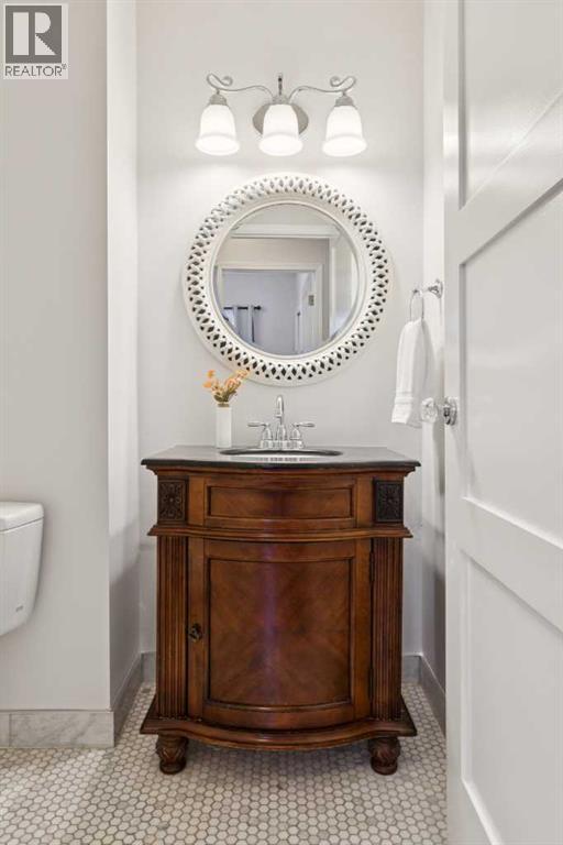 2208 Sirocco Drive Sw, Calgary, Alberta  T3H 2T9 - Photo 20 - A2275448