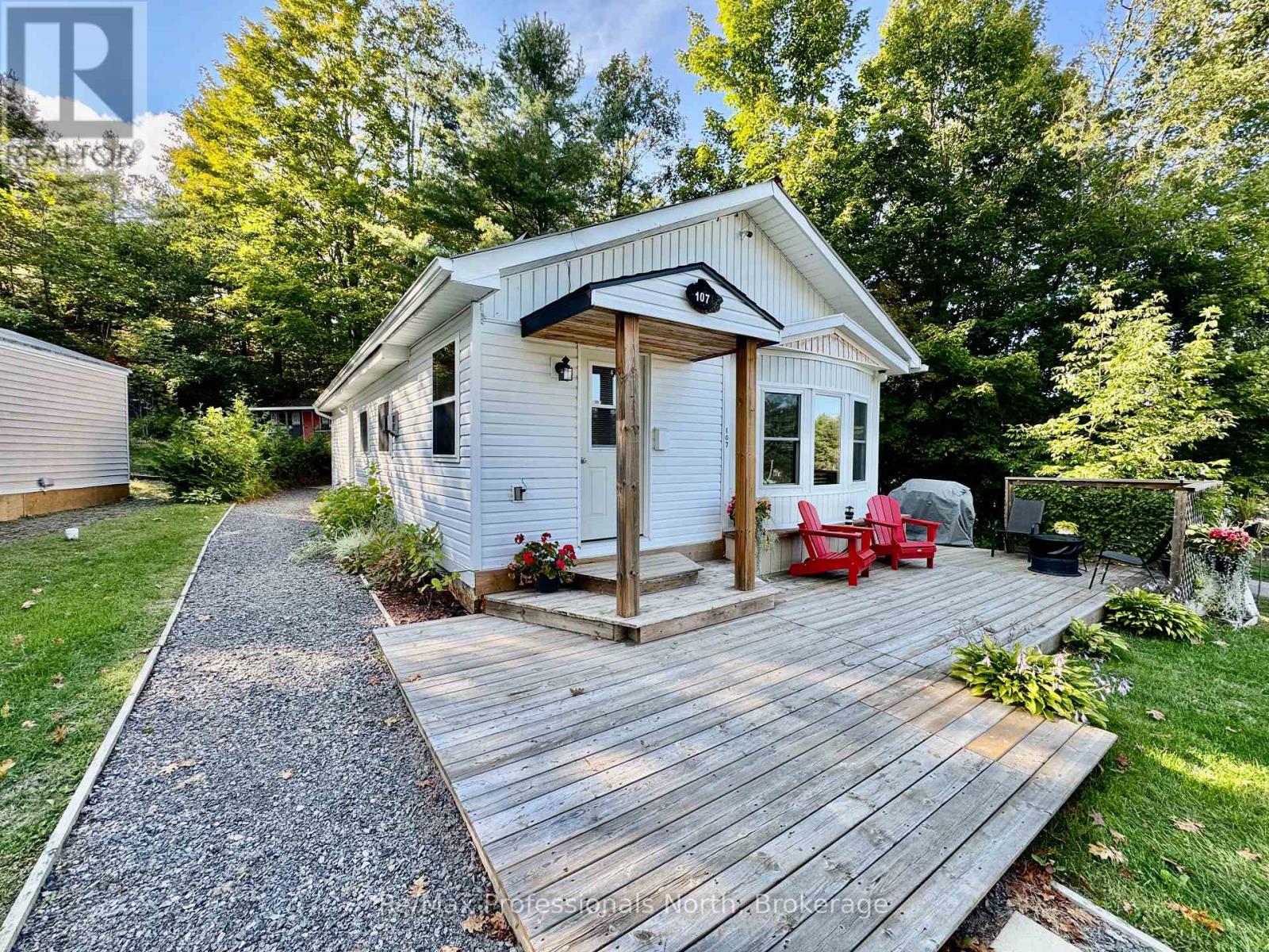 107 - 1007 Racoon Road, Gravenhurst (Morrison), Ontario  P1P 0C4 - Photo 2 - X12700090