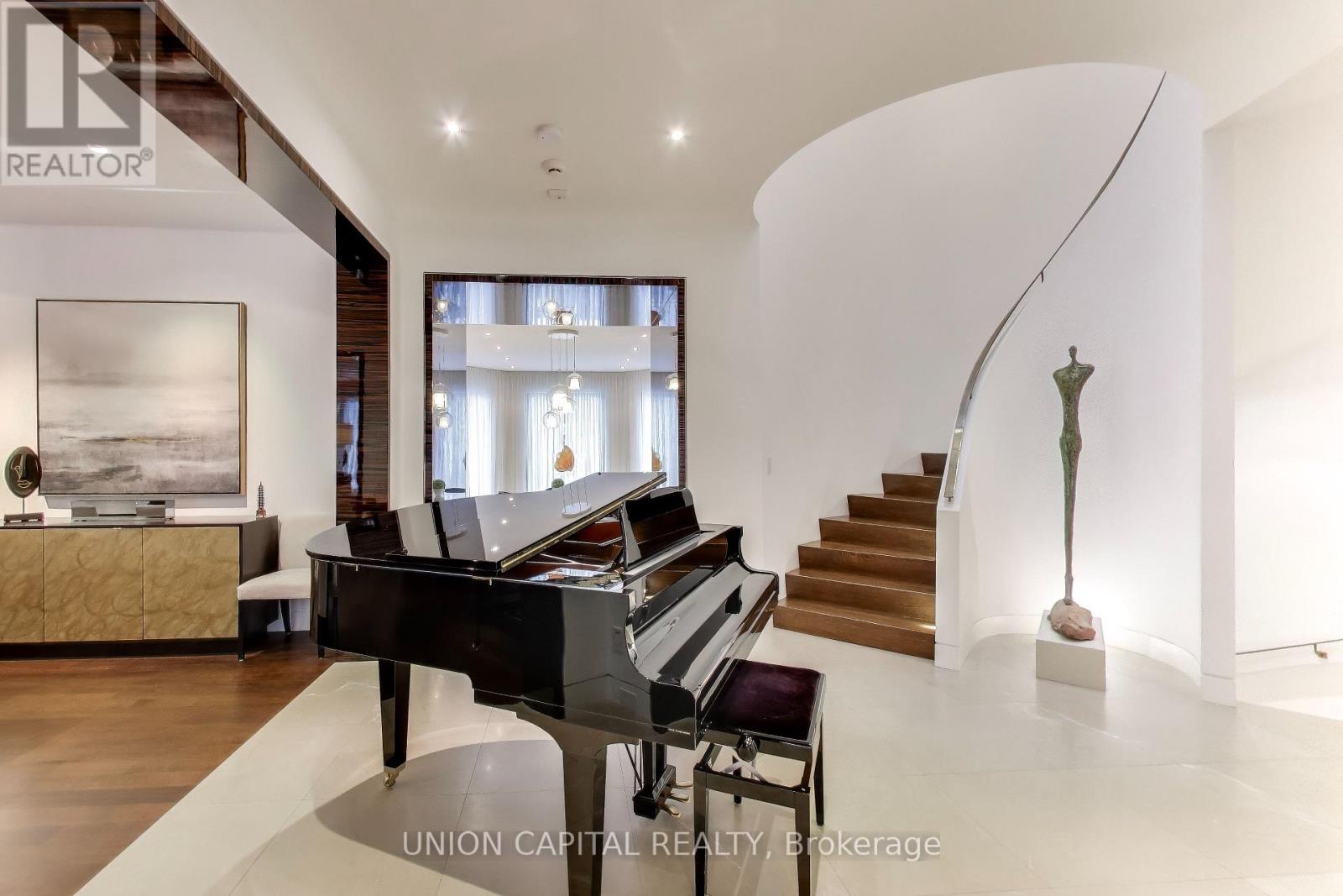 148 Highland Crescent, Toronto, Ontario  M2L 1H3 - Photo 15 - C12699910