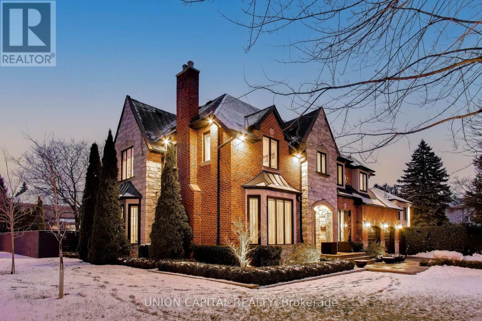 148 Highland Crescent, Toronto, Ontario  M2L 1H3 - Photo 2 - C12699910