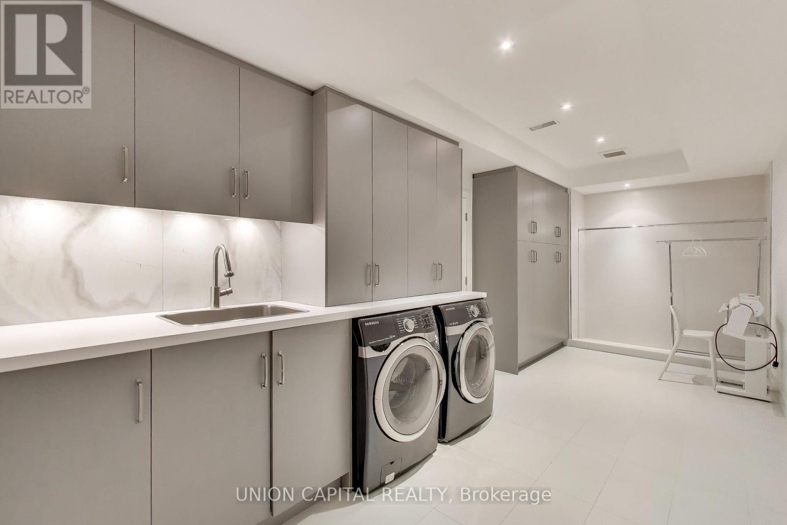 148 Highland Crescent, Toronto, Ontario  M2L 1H3 - Photo 47 - C12699910