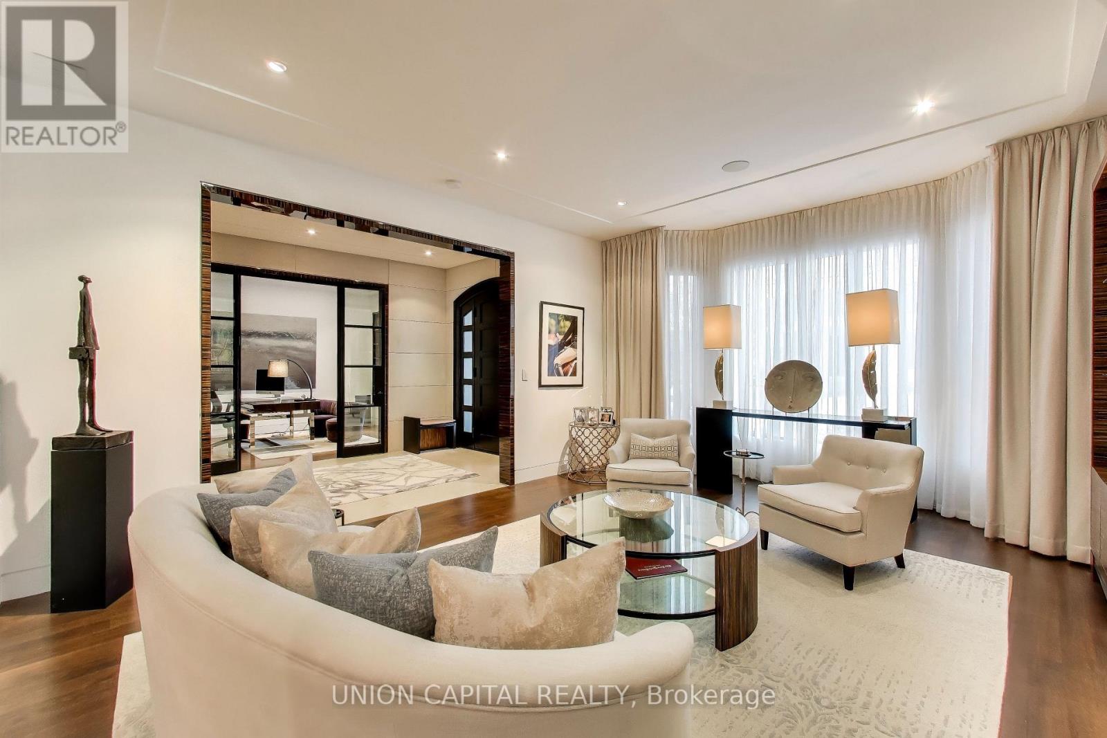 148 Highland Crescent, Toronto, Ontario  M2L 1H3 - Photo 7 - C12699910