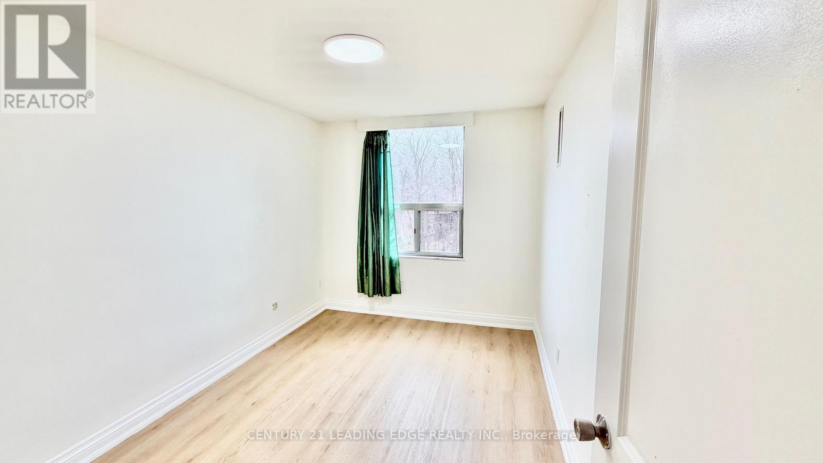 509 - 20 Edgecliff Golfway, Toronto, Ontario  M3C 3A4 - Photo 7 - C12699922