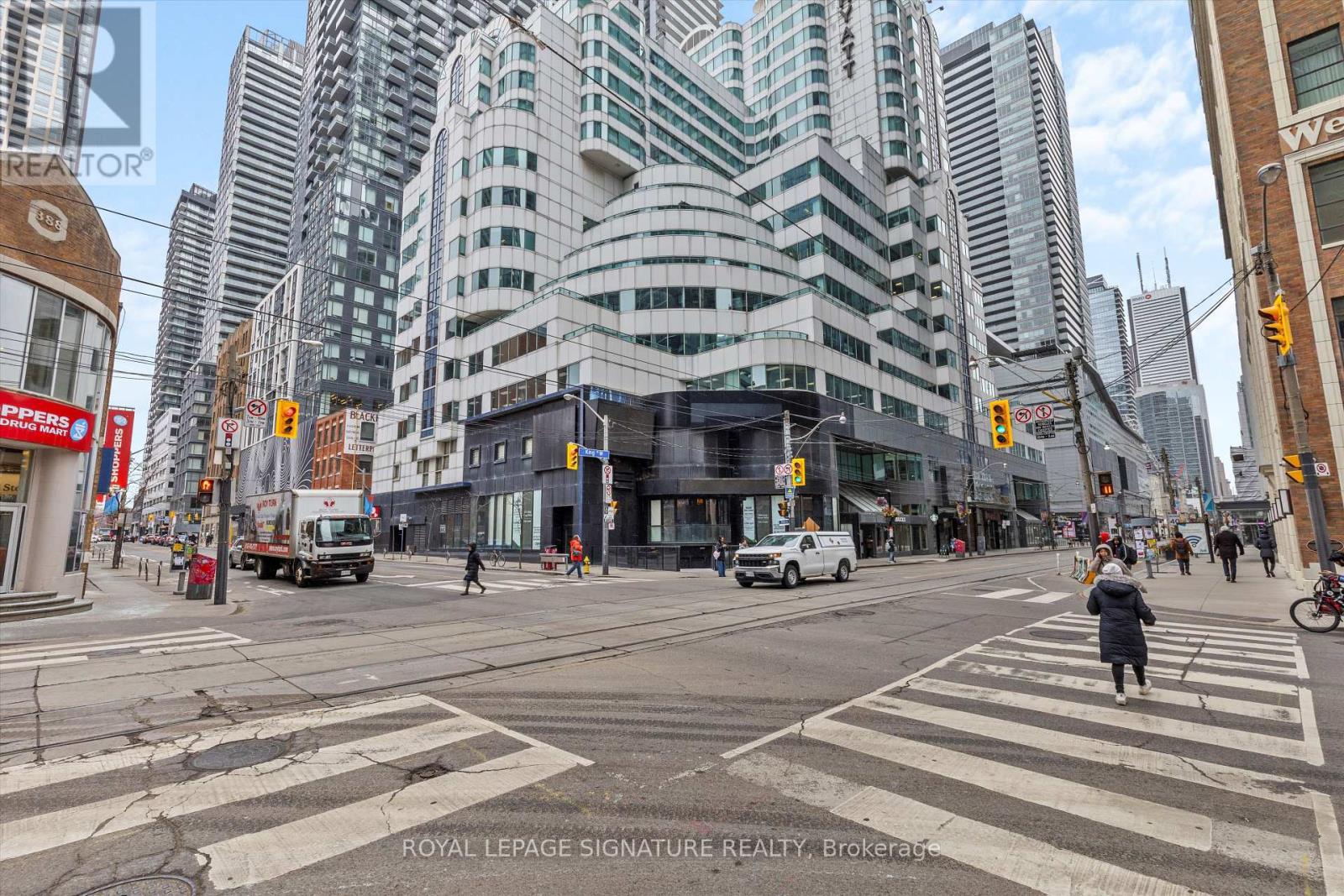 1201 - 393 King Street W, Toronto, Ontario  M5V 3G8 - Photo 23 - C12699970