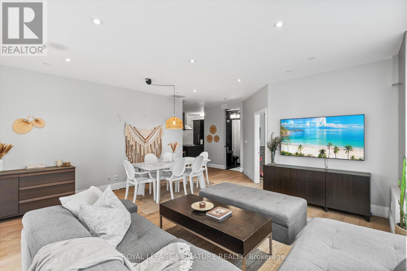 1201 - 393 King Street W, Toronto, Ontario  M5V 3G8 - Photo 6 - C12699996