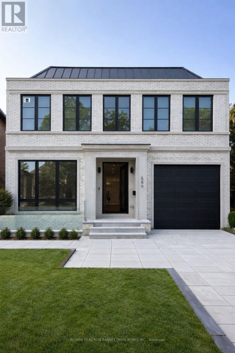 599 CASTLEFIELD AVENUE, Toronto, Ontario