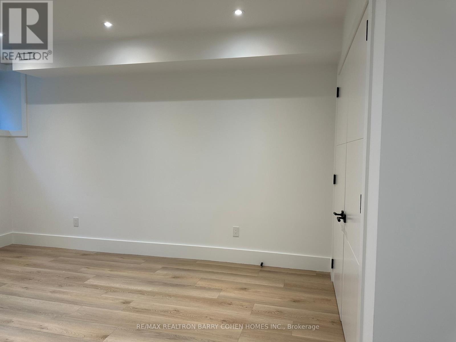 599 Castlefield Avenue, Toronto, Ontario  M5N 1L9 - Photo 24 - C12700102