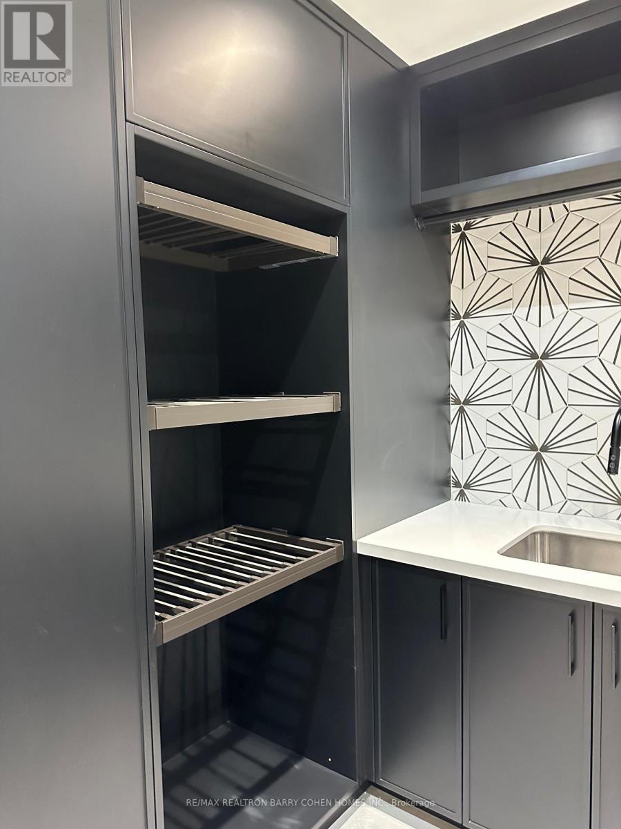 599 Castlefield Avenue, Toronto, Ontario  M5N 1L9 - Photo 28 - C12700102