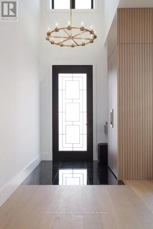 599 Castlefield Avenue, Toronto, Ontario  M5N 1L9 - Photo 3 - C12700102