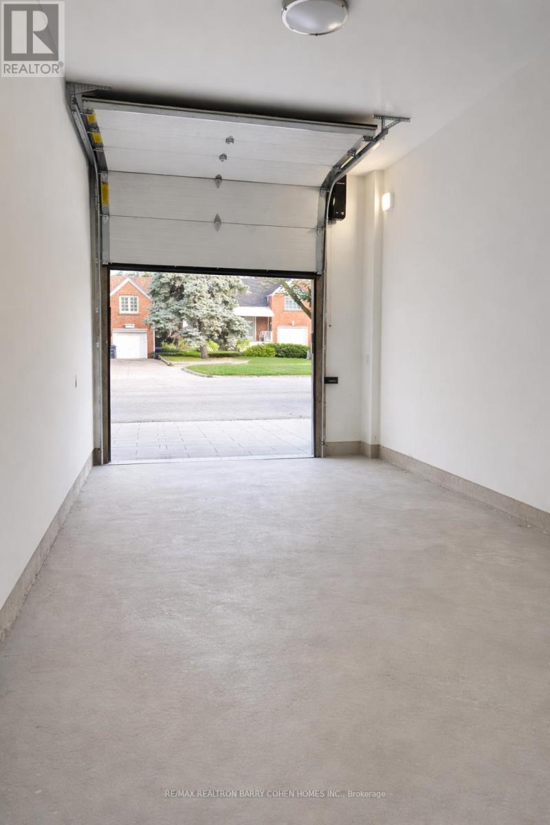 599 Castlefield Avenue, Toronto, Ontario  M5N 1L9 - Photo 30 - C12700102