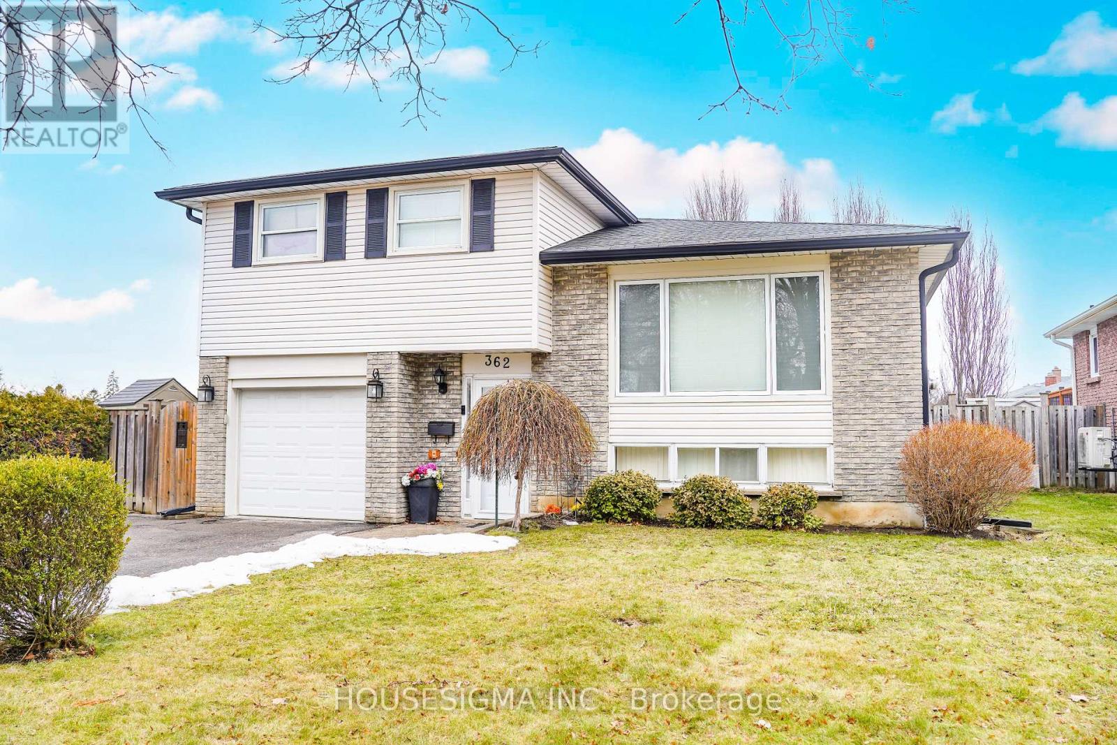 362 Newgate Avenue, Oshawa, Ontario  L1G 2X7 - Photo 2 - E12700054