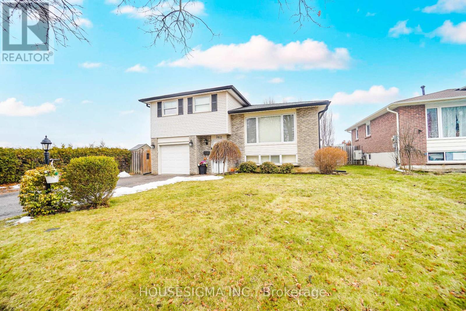 362 Newgate Avenue, Oshawa, Ontario  L1G 2X7 - Photo 3 - E12700054